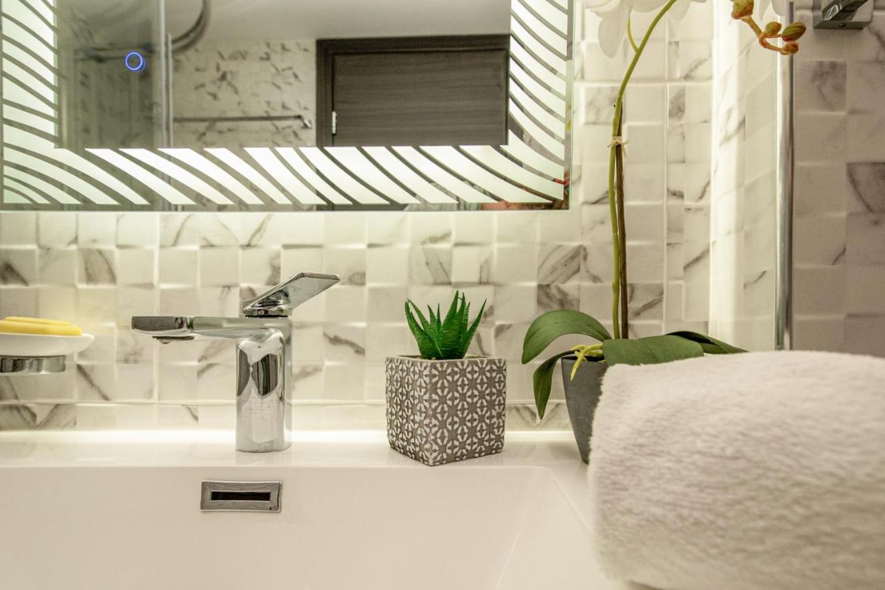 Appartement Reveal Athens From A Hidden Gem Near Acropolis! Extérieur photo